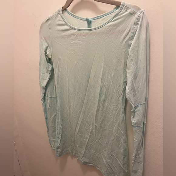 Lululemon Devotion Long Sleeve Tee
Aquamarine mint blue - Picture 5 of 7